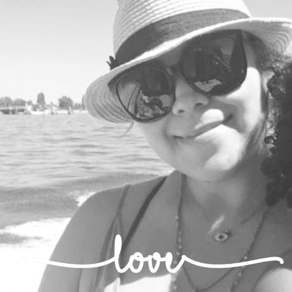 Meet your Posher, Jade - Picture 1 of 1